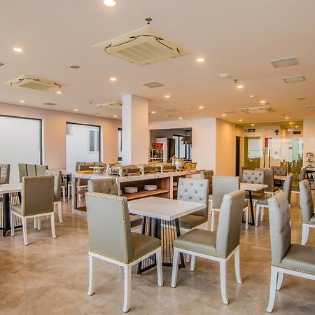 Sea Light Hotel Da Nang Exterior photo