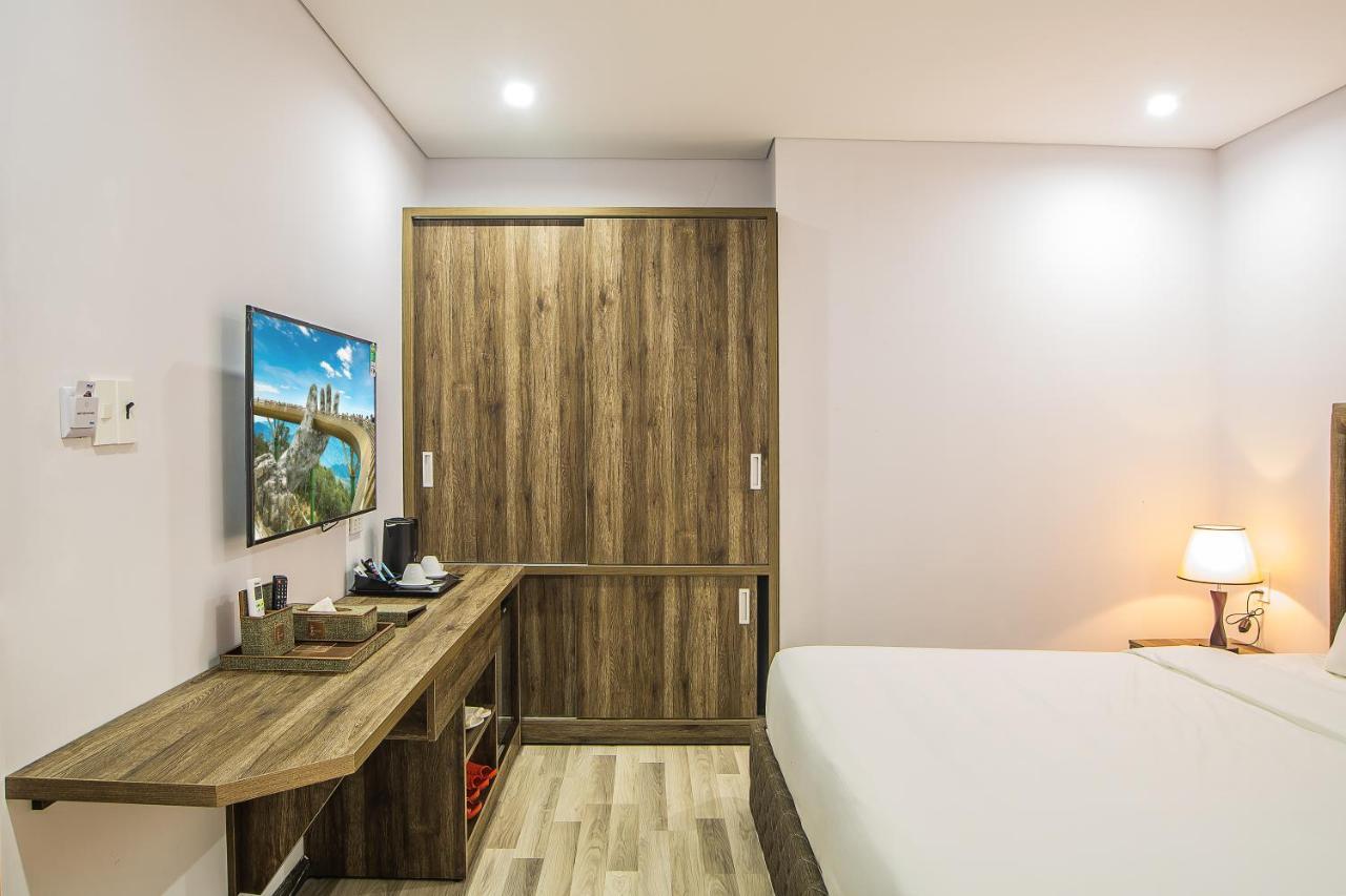 Sea Light Hotel Da Nang Exterior photo